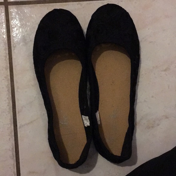 FLATS !!!! - Picture 1 of 3